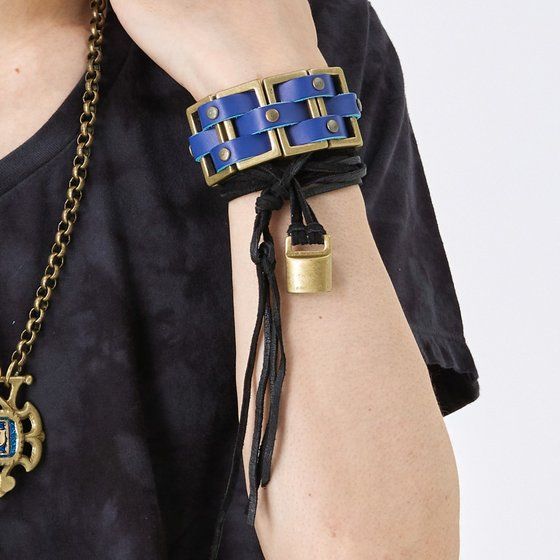 �C������S�[�J�C�W���[�@�S�[�J�C�u���[�^�W���[�E�M�u�P���@DEER SKIN�u���X���b�g