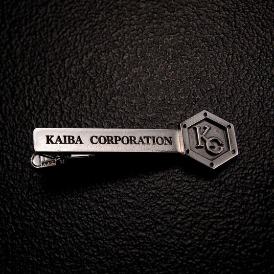 �V���Y�����f���G�������X�^�[�Y�@�l�N�^�C�s��