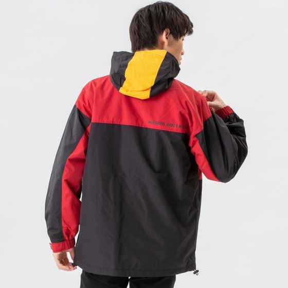 ���ʃ��C�_�[�N�E�K�@�}�E���e���p�[�J�[