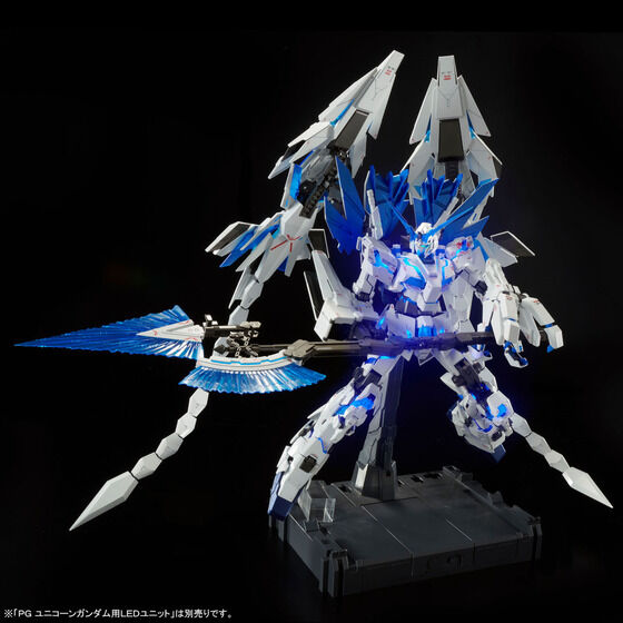 素晴らしい ユニコーン 1/60 ＰＧ ガンダム 完成品 LED付 ペルフェ 