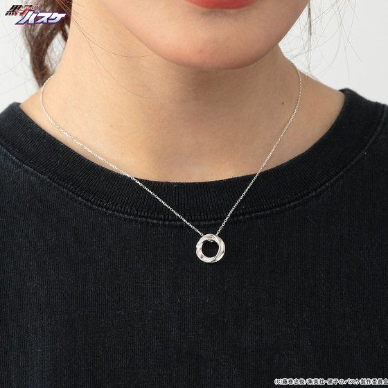 ���q�̃o�X�P�~THE KISS�@�R���{���[�V������O�e�@�l�b�N���X