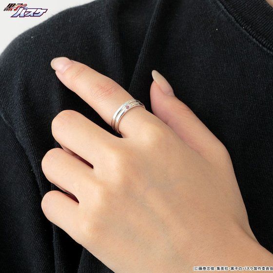 ���q�̃o�X�P�~THE KISS�@�R���{���[�V������O�e�@�����O