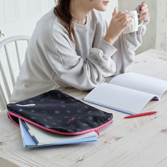 ���u���C�u�I�~OUTDOOR PRODUCTS�@�h�L�������g�P�[�X