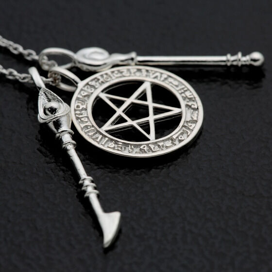 �V���Y�����f���G�������X�^�[�Y�@�V���o�[�l�b�N���X