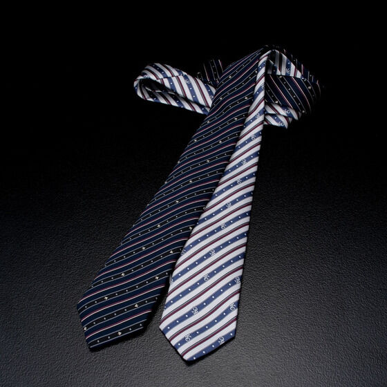 �V���Y�����f���G�������X�^�[�Y�@�l�N�^�C