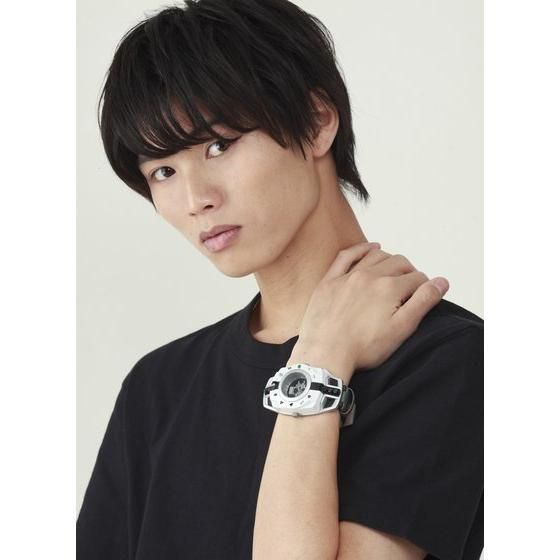 ʃC_[fBPCh@ϐgIrv@Live Action Watch