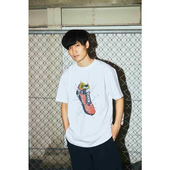 atmos �~ HENSHIN by KAMEN RIDER TYPE RYUKI SNEAKERS T-SHIRT�@atmos original ver.