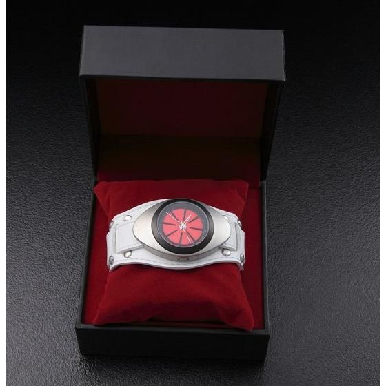 ���ʃ��C�_�[�P���@�ϐg�x���g�^�r���v