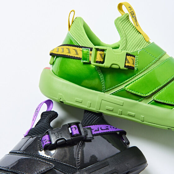 ʃC_[W Xj[J[  bHENSHIN by KAMEN RIDER