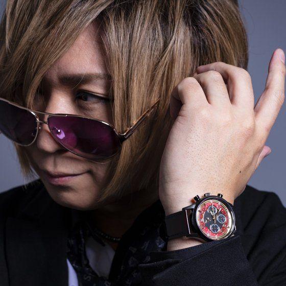 ���ʃ��C�_�[�N�E�K�@�N���m�O���t�r���v�@�Ԃ̋�