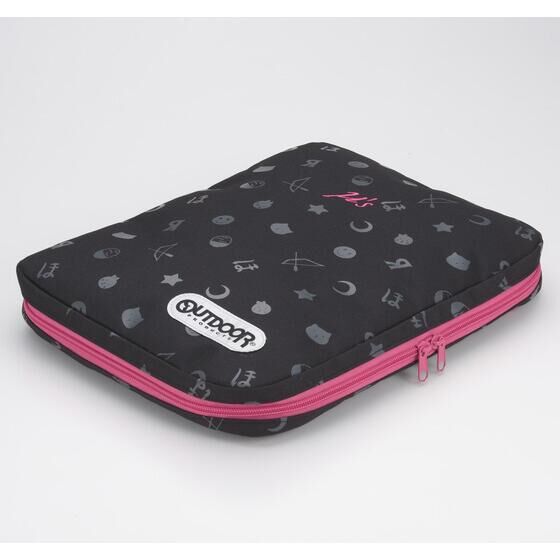 ���u���C�u�I�~OUTDOOR PRODUCTS�@�h�L�������g�P�[�X