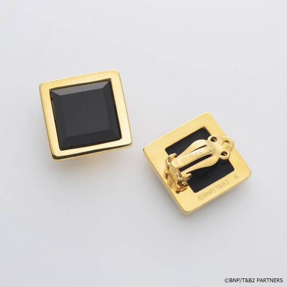 TIGER & BUNNY 2�@���C�A���E�S�[���h�X�~�X�@�C�������O�^�s�A�X