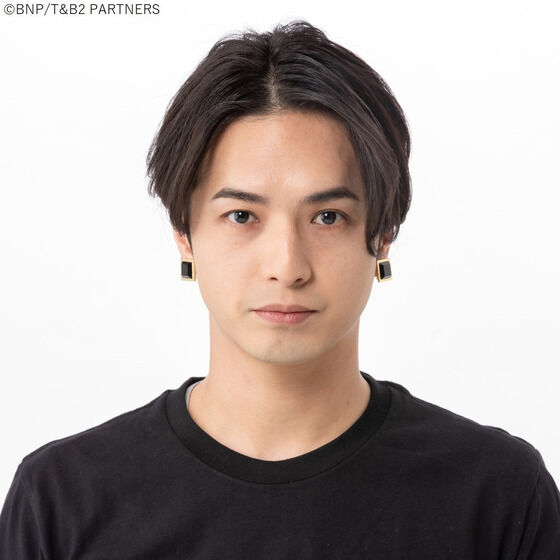 TIGER & BUNNY 2�@���C�A���E�S�[���h�X�~�X�@�C�������O�^�s�A�X