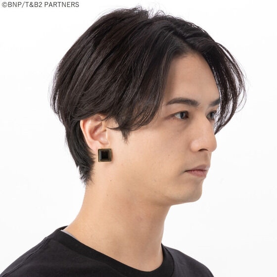 TIGER & BUNNY 2�@���C�A���E�S�[���h�X�~�X�@�C�������O�^�s�A�X