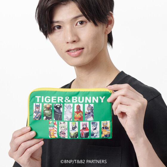 TIGER & BUNNY 2�@�t���b�g�|�[�`