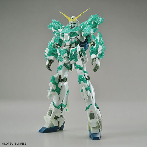 MG 1/100 ガンダムベース限定 ユニコーンガンダム(光の結晶体)│株式会社BANDAI SPIRITS（バンダイスピリッツ）