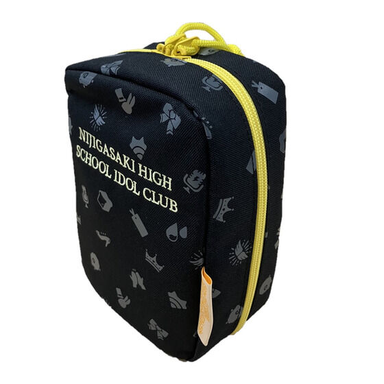 ���u���C�u�I������w���X�N�[���A�C�h�����D��@OUTDOOR PRODUCTS�@�c�^�|�[�`