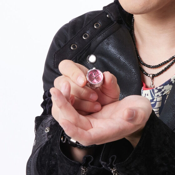 ���ʃ��C�_�[�E�B�U�[�h�@�z�[�v�E�B�U�[�h�����O�@�w�֎��v�yLive Action Watch�z