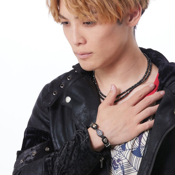 ���ʃ��C�_�[�E�B�U�[�h�@���^���l�u���X���b�g