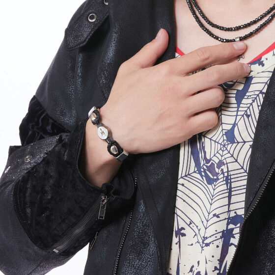 ���ʃ��C�_�[�E�B�U�[�h�@���^���l�u���X���b�g