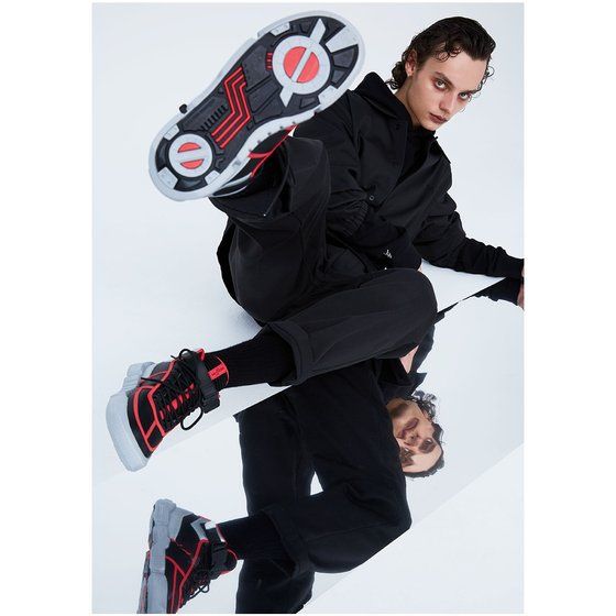 yI̔zʃC_[555 Xj[J[  bHENSHIN by KAMEN RIDER