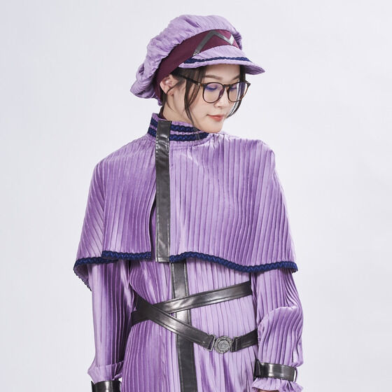 ���l����L���O�I�[�W���[�@�����t�H�[�j���@�R�X�`���[��