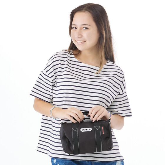 ̃VbJ[@OUTDOOR PRODUCTS@~j[{Xg