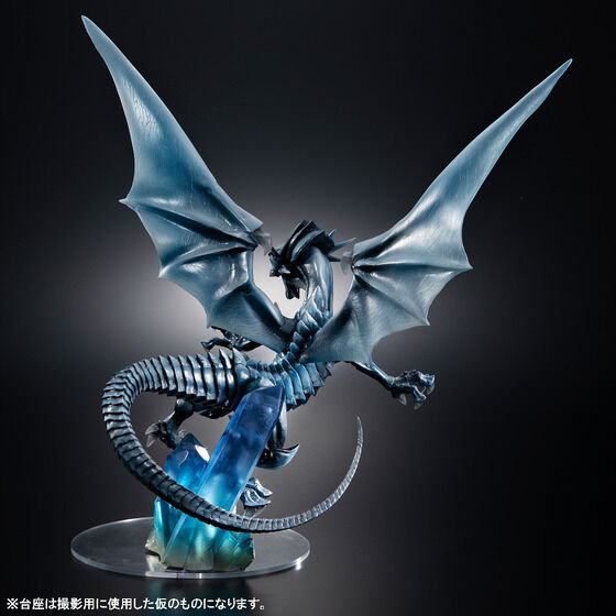 抽選販売】 ART WORKS MONSTERS 『遊☆戯☆王デュエルモンスターズ』 青眼の白龍 ～Holographic Edition～ |  フィギュア・プラモデル・プラキット | アニメグッズ ・おもちゃならプレミアムバンダイ｜バンダイナムコグループの公式通販サイト