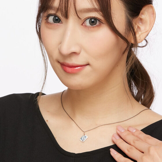 ���ʃ��C�_�[���i�u���C�h�j�~MATERIAL CROWN�i�}�e���A���N���E���j�l�b�N���X�@�J���X�^�M������