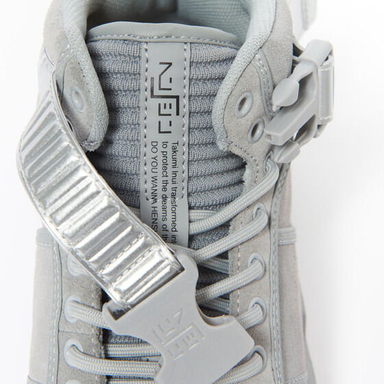 �E���t�I���t�F�m�N�@�X�j�[�J�[| HENSHIN by KAMEN RIDER