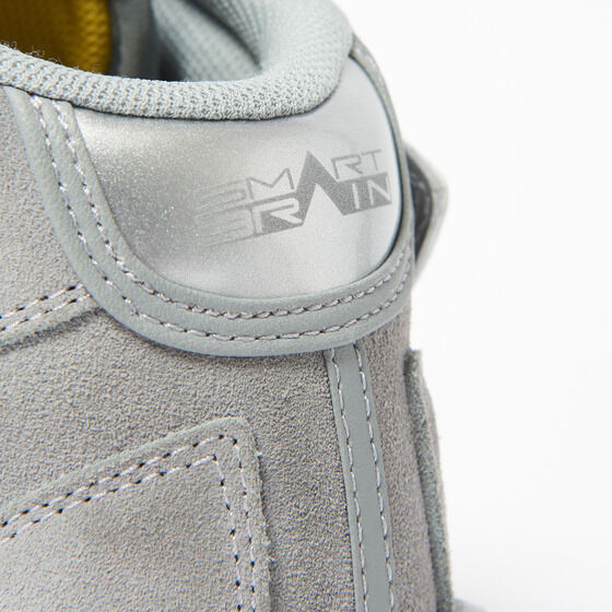 �E���t�I���t�F�m�N�@�X�j�[�J�[| HENSHIN by KAMEN RIDER