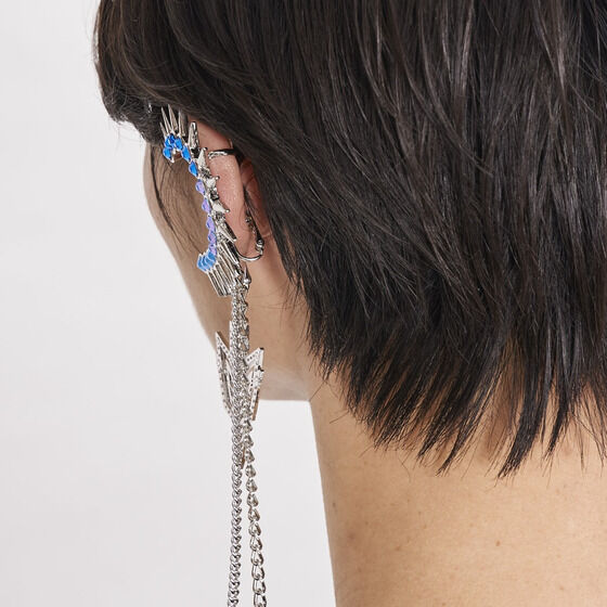 ���l����L���O�I�[�W���[�@�����}�E�K�X�g�@�C���[�J�t