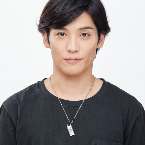 ���ʃ��C�_�[555�@�t�@�C�Y�t�H���@�C���[�W�@�l�b�N���X