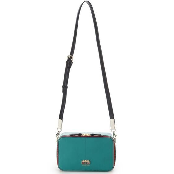 �l�̃q�[���[�A�J�f�~�A�~Samantha Thavasa Petit Choice �V�����_�[�o�b�O