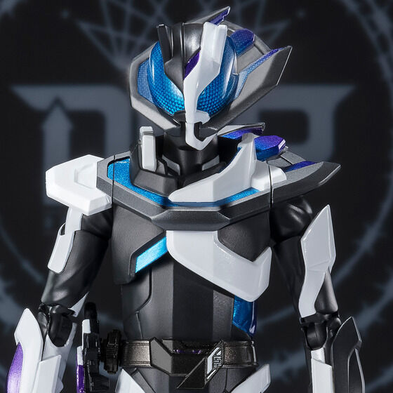 �y���I�̔��zS.H.Figuarts ���ʃ��C�_�[�W�[��