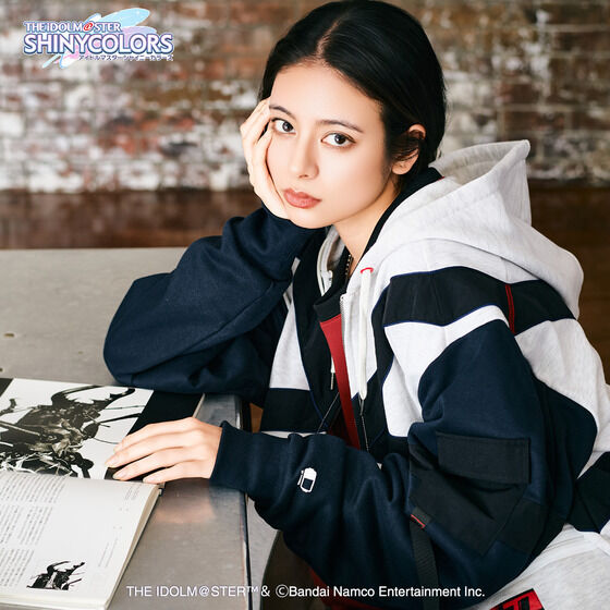 �A�C�h���}�X�^�[ �V���C�j�[�J���[�Y�~gladgarb Asahi Serizawa Hoodie