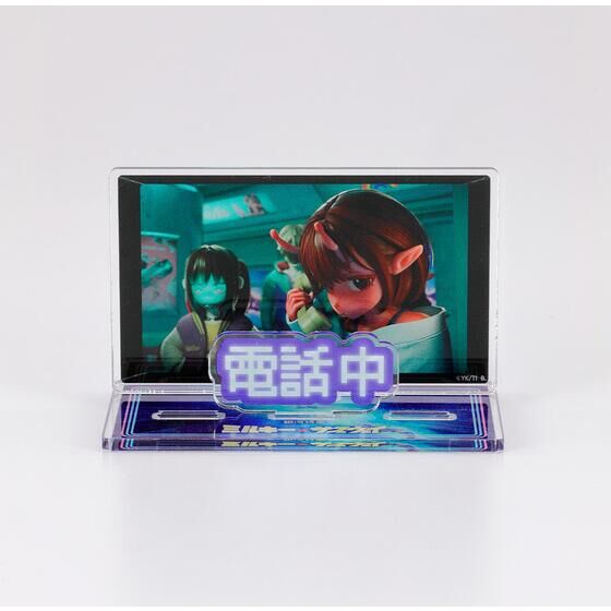 ��͓��}�~���L�[���T�u�E�F�C�@��������d����Ŏg����A�N�������b�Z�[�W�f�B�X�v���C�i�S8��j