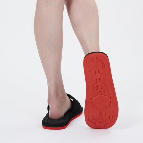 ���ʃ��C�_�[�N�E�K�@�T���_��