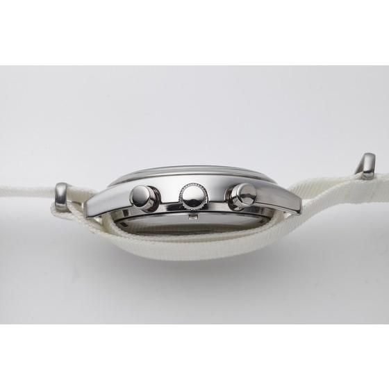 ���ʃ��C�_�[�h���C�u�@�N���m�O���t�@�r���v�yLive Action Watch�z