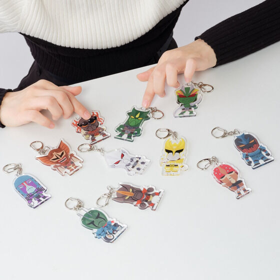 ���ʃ��C�_�[�N�E�K�@�f�t�H�����@�A�N�����`���[���@�O�����M���i�S11��j