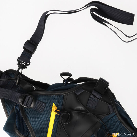 STRICT-G KUSHITANI�w�@����m�K���_�� �M���̃n�T�E�F�C �L���P�[�̖����x�q�b�v�o�b�O