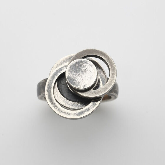 ���ʃ��C�_�[�[�b�c�@�m�N�X�@�X�C���O�����O