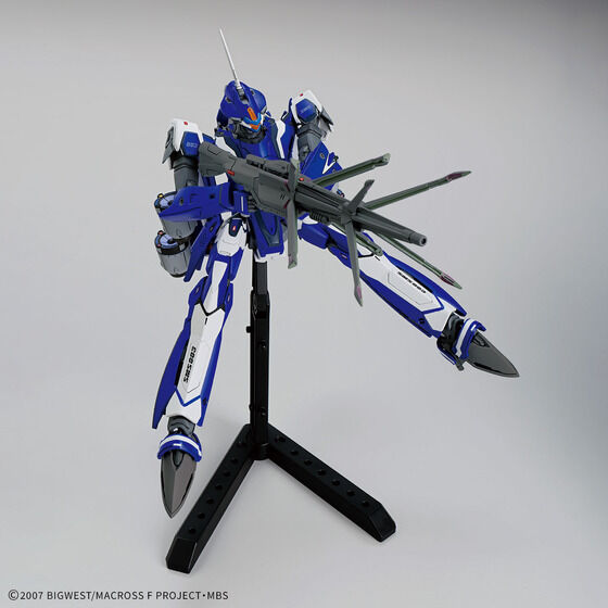 HG 1/100 VF-25G メサイアバルキリー(ミハエル・ブラン機)