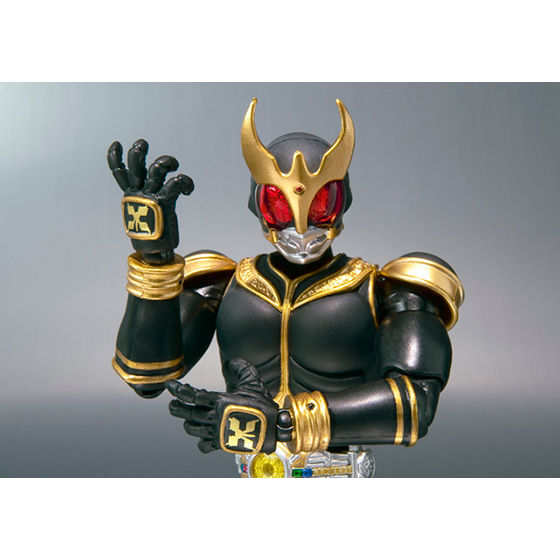 仮面ライダー クウガ アメイジングマイティ Amazon.co.jp: S.H Figuarts（真骨彫製法） 仮面ライダークウガ