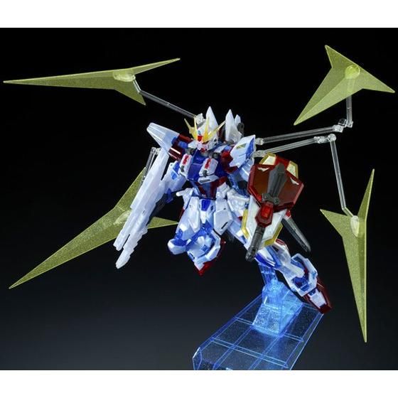MG 1/100 スタービルドストライクガンダム（RGシステム