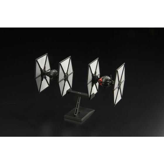 Bandai Vehicle Model 004 Tie/Fo First Order Twin Ion Engine/Fo Space Superiority Fighter set(Star Wars Ⅶ: The Force Awakens)