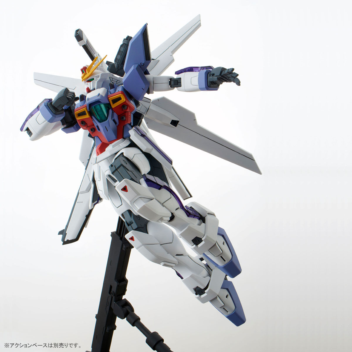 最終値下　MG 1/100 ガンダムX3号機（10/14まで出品）