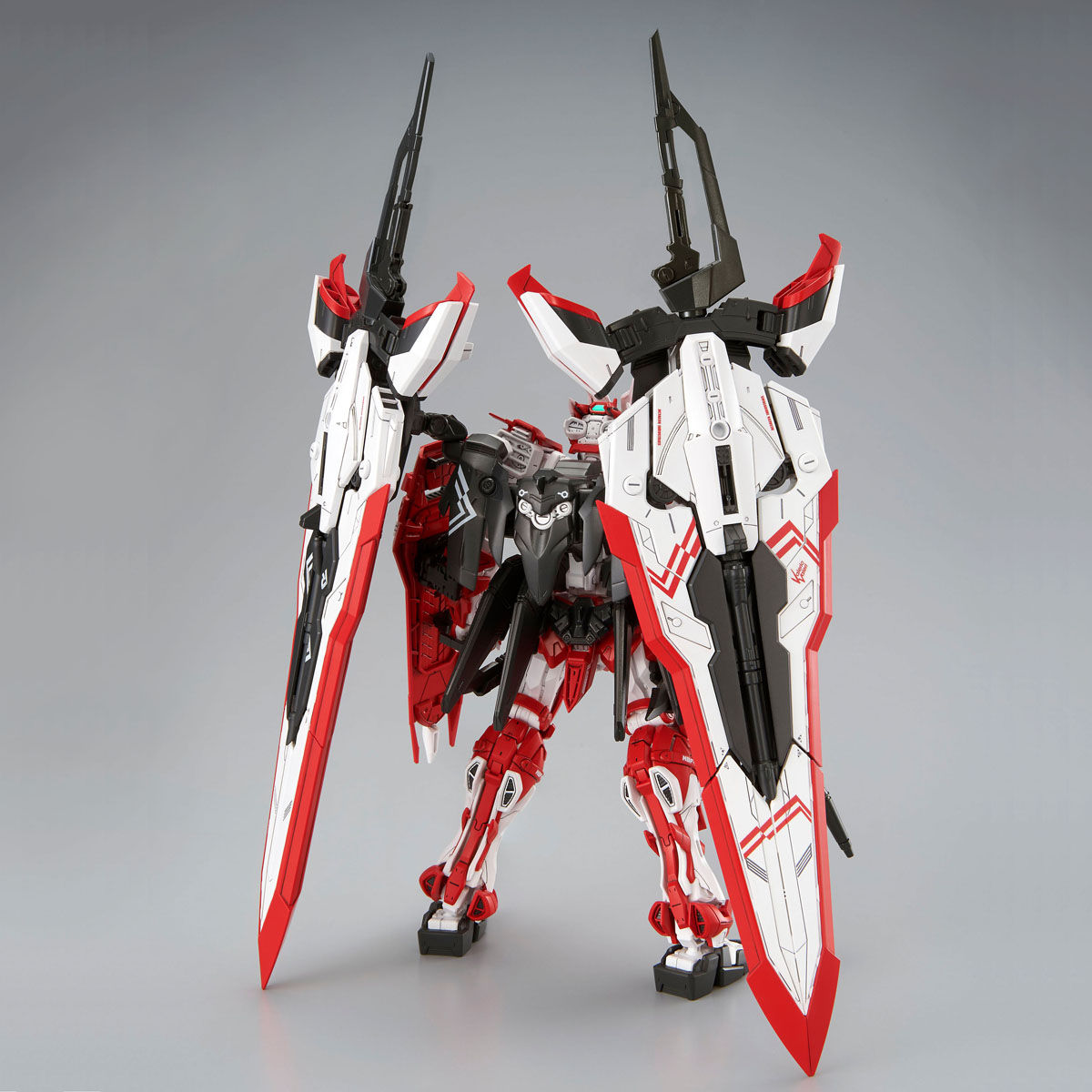 【ガンプラ】MG 1/100 ガンダムアストレイ ターンレッド