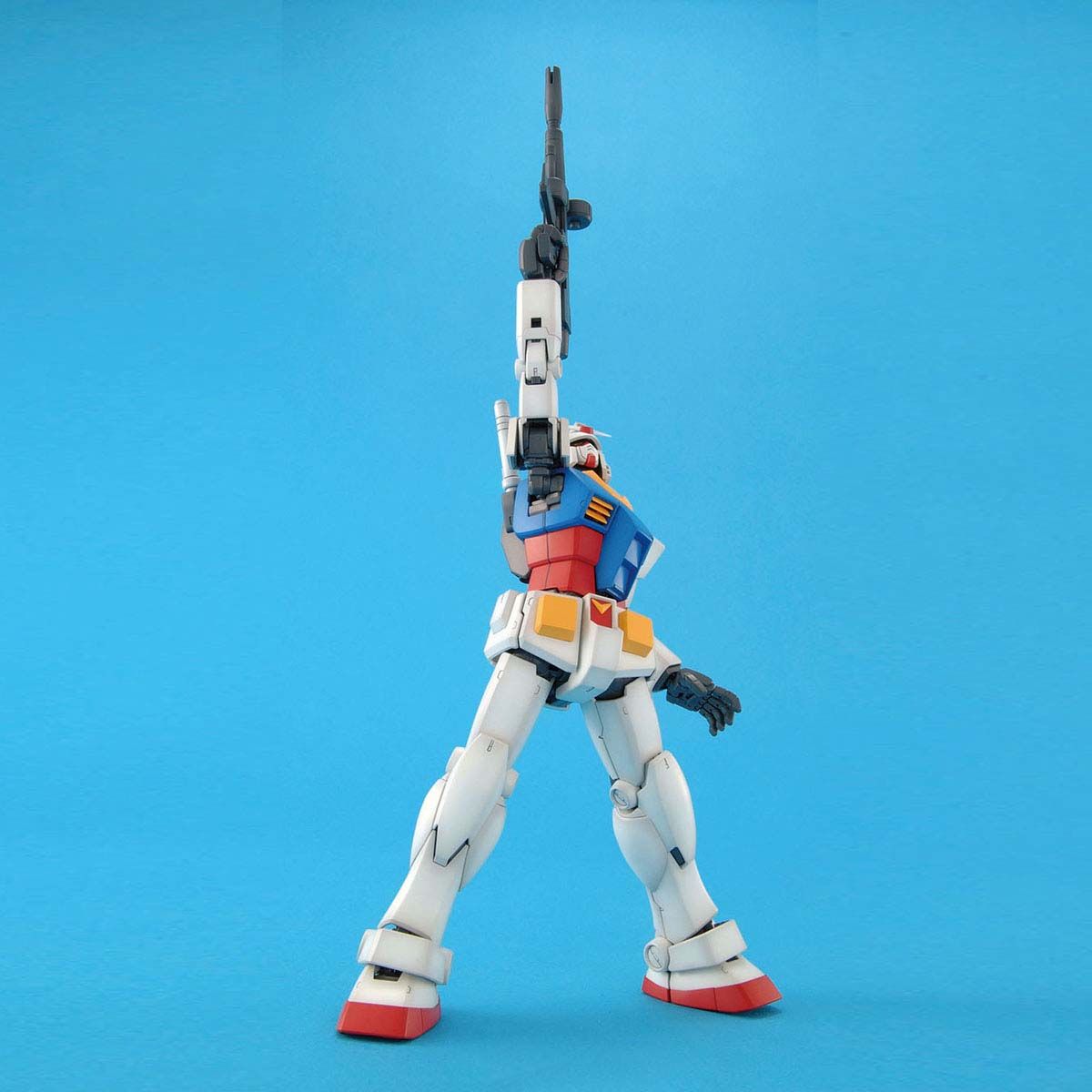 MG 1/100 No.111 RX-78-2 Gundam Ver.2.0