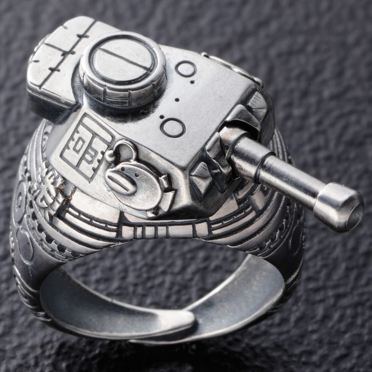 ガールズ＆パンツァー 戦車型リング IV号戦車D型改（F2型仕様）【再販